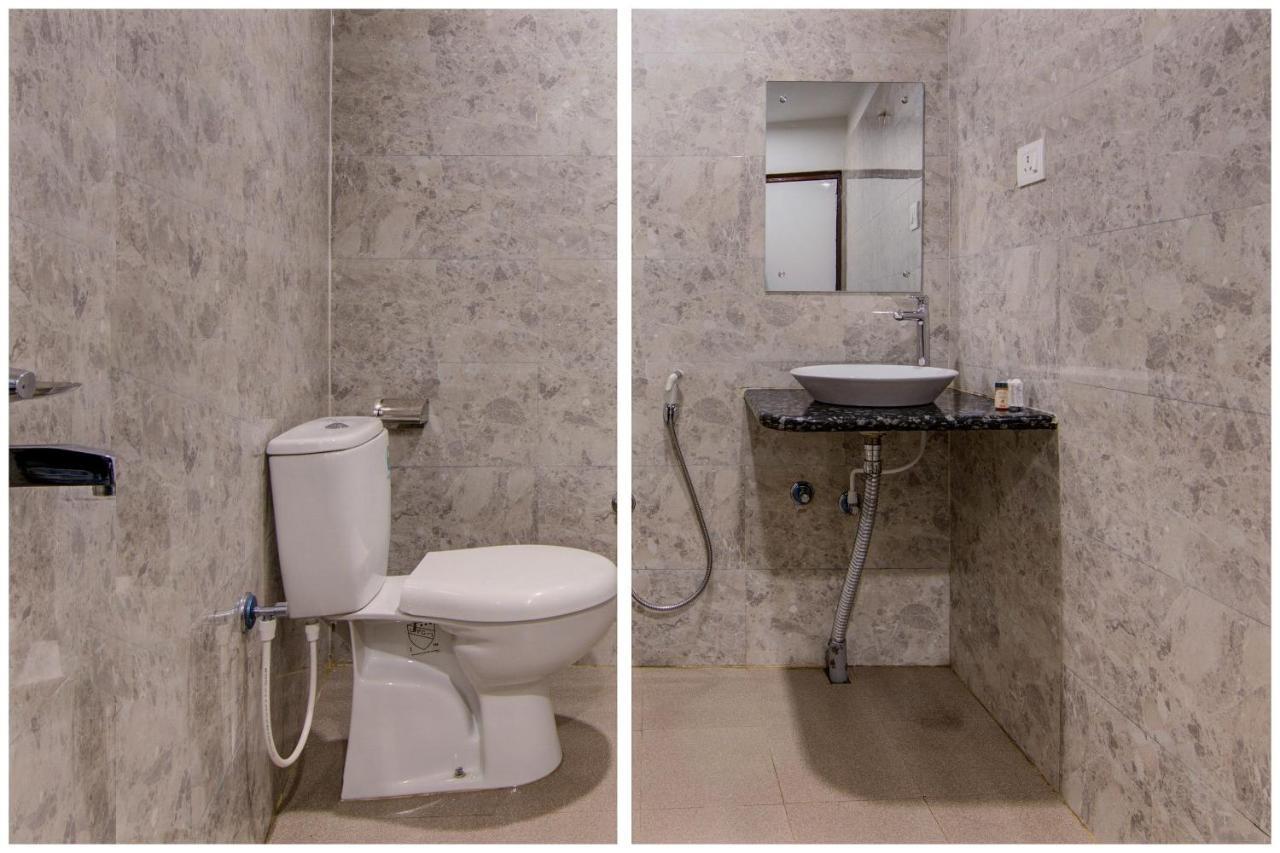 Oyo 12736 Skylawn Hotel Jamshedpur Bagian luar foto