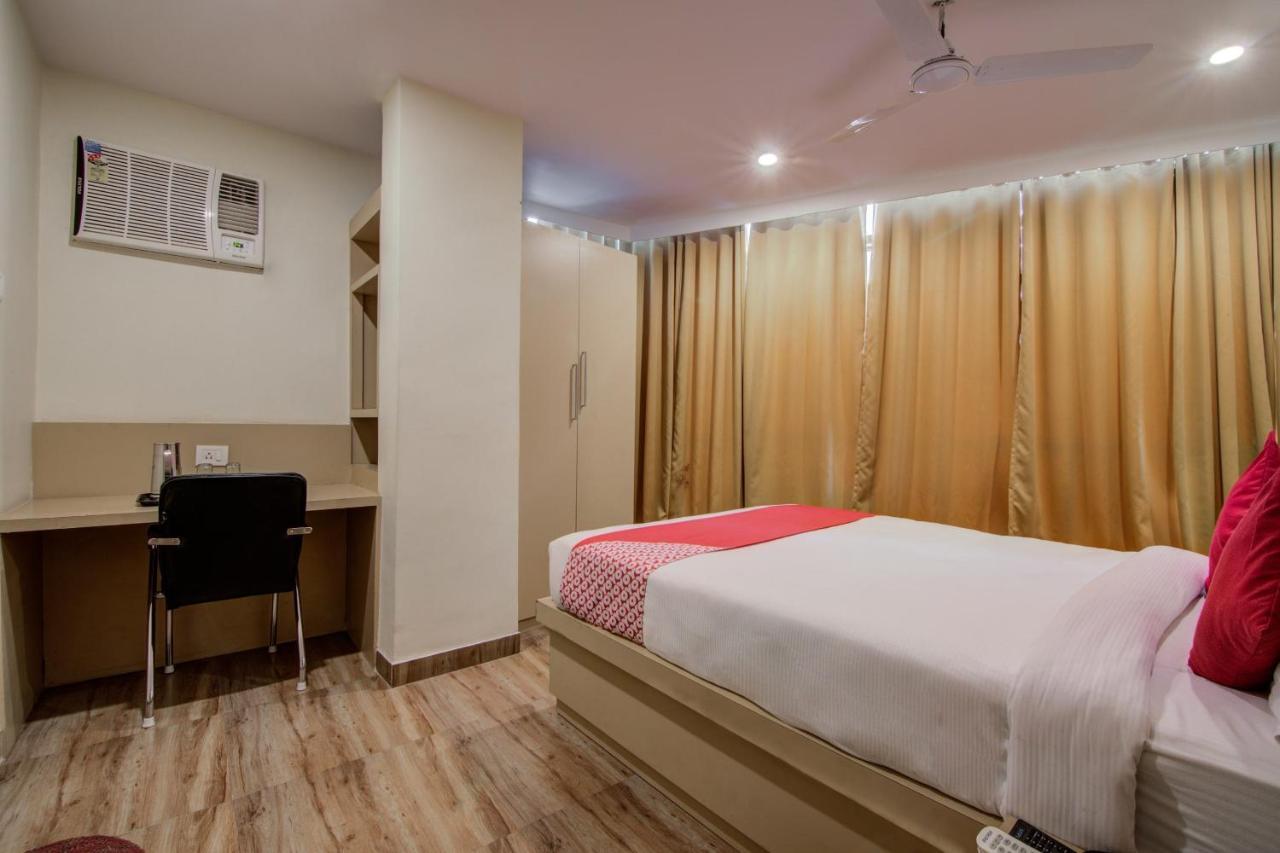 Oyo 12736 Skylawn Hotel Jamshedpur Bagian luar foto