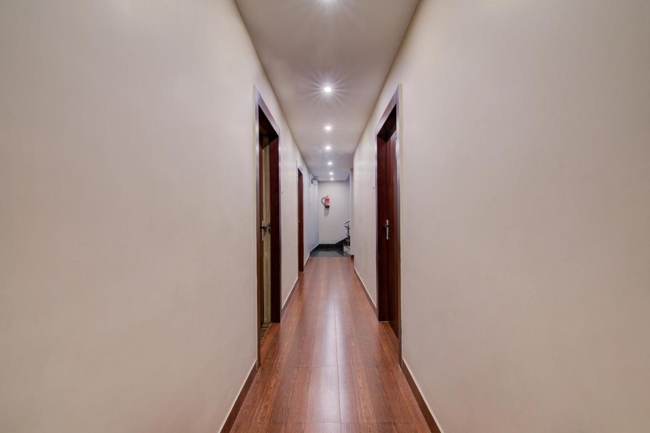 Oyo 12736 Skylawn Hotel Jamshedpur Bagian luar foto