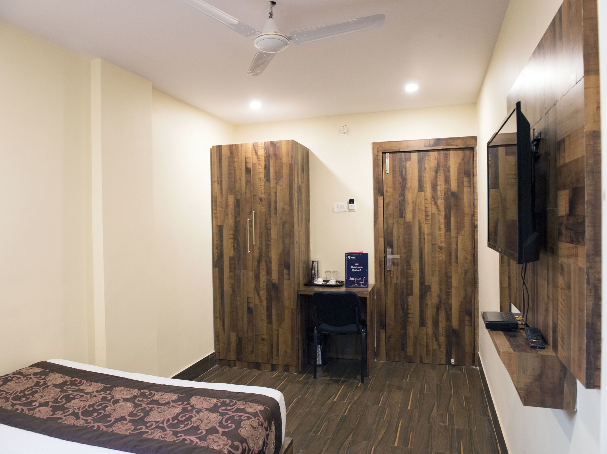 Oyo 12736 Skylawn Hotel Jamshedpur Bagian luar foto